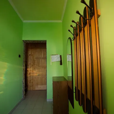 Pensjonat Adonisz Vendeghaz *