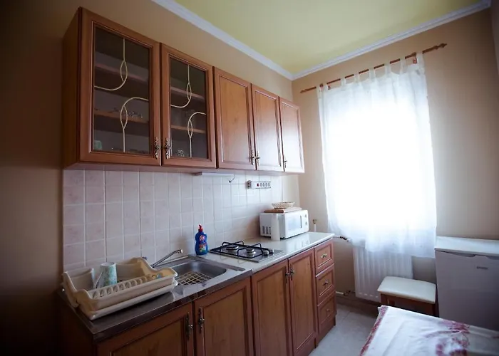 Adonisz Vendeghaz Penzion Mórahalom
